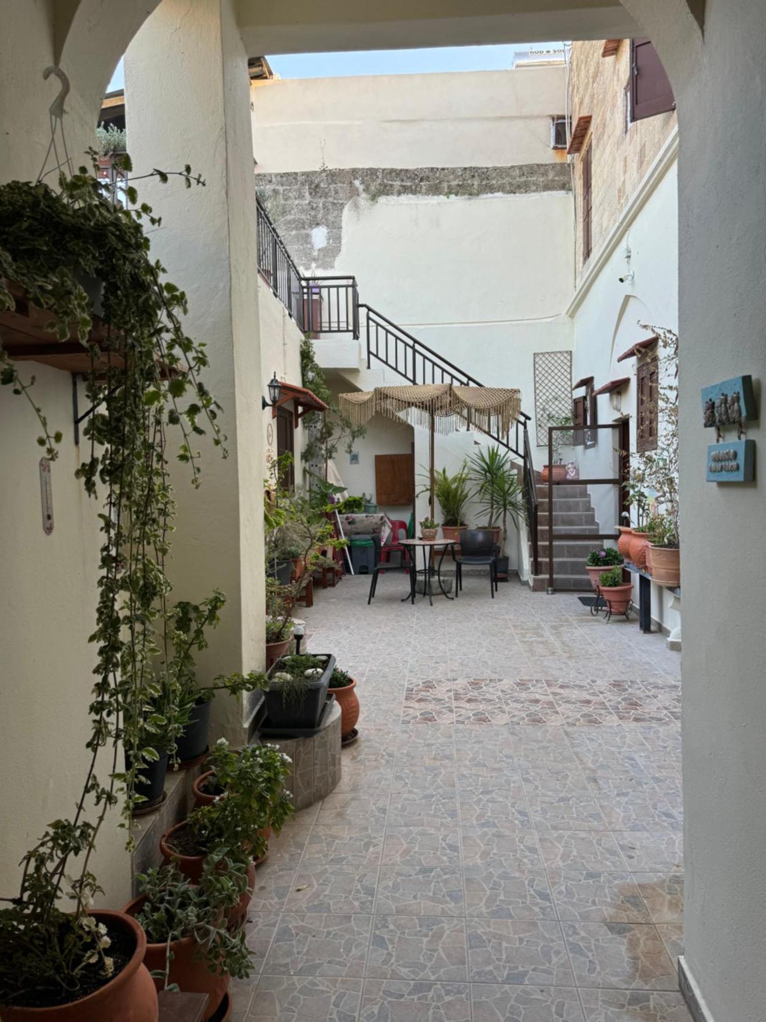 Eleni Rooms Rhodes City エクステリア 写真